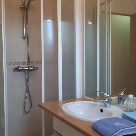 Appartement A Frehel, Grand Jardin.b